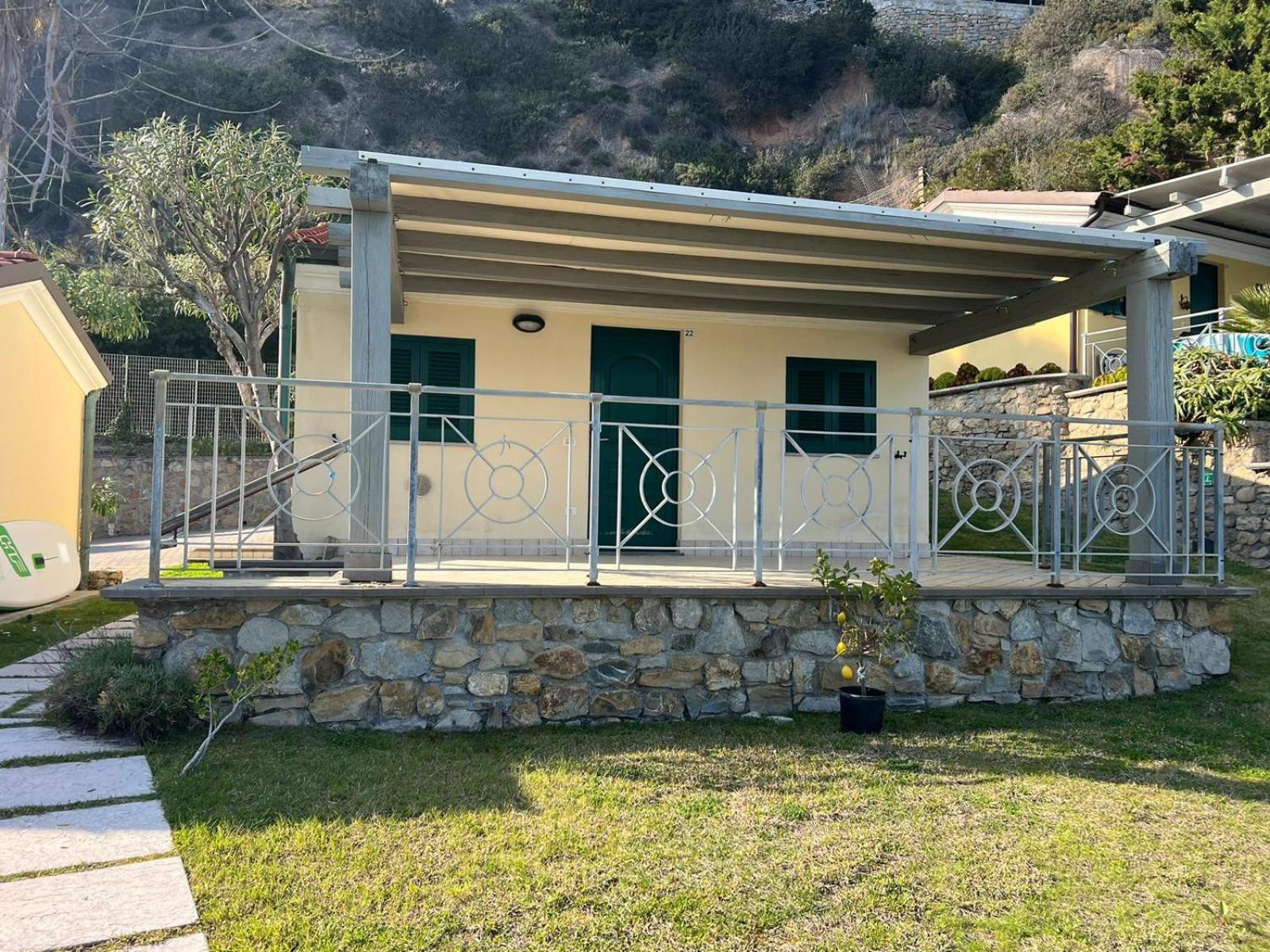 Residence Baia La Ruota Bordighera Exteriör bild